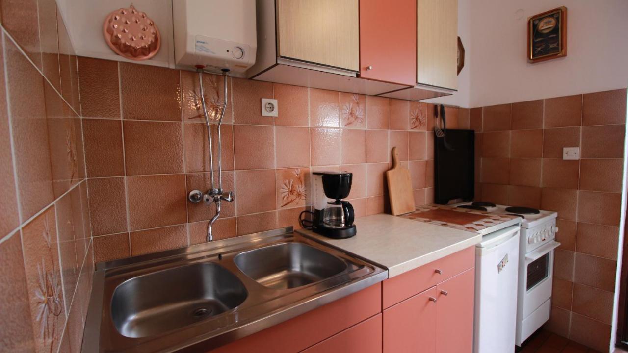 Apartment Du Malinska Buitenkant foto